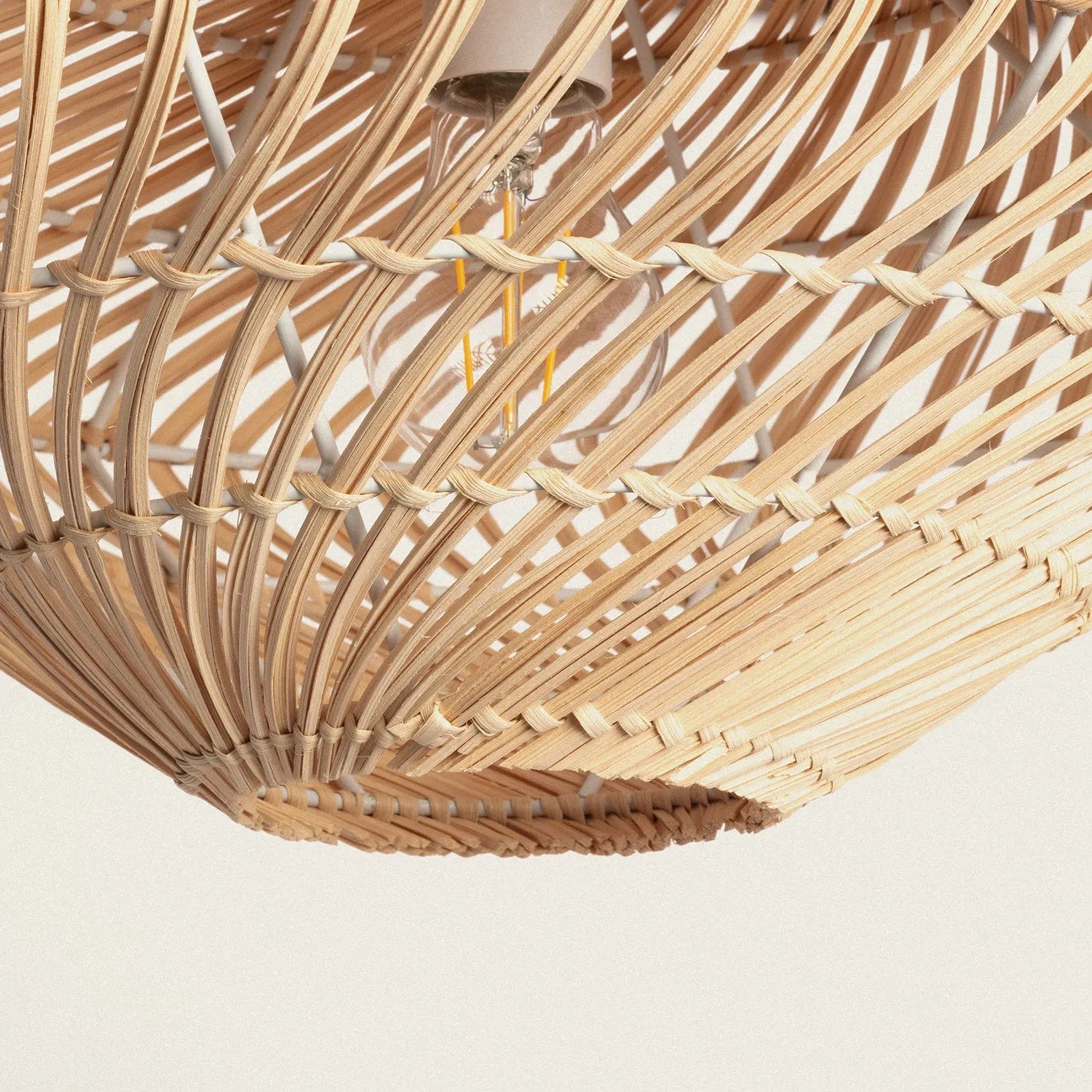 Suspension en Rotin <br> Naturel
