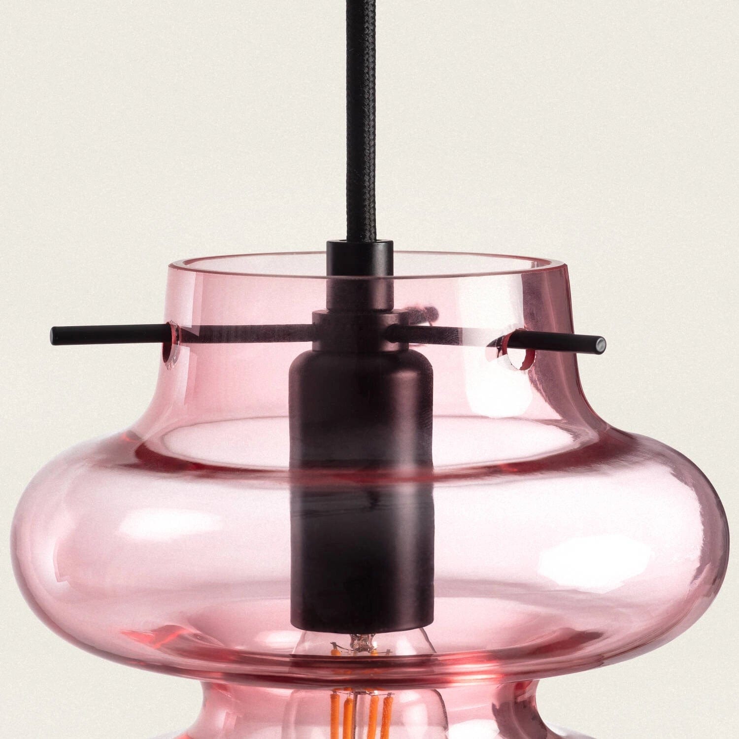 suspension en verre teinté rose